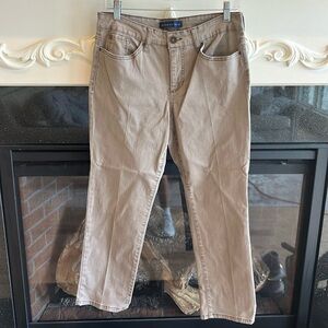 Bandolino Comfy Stretchy Tan Jeans